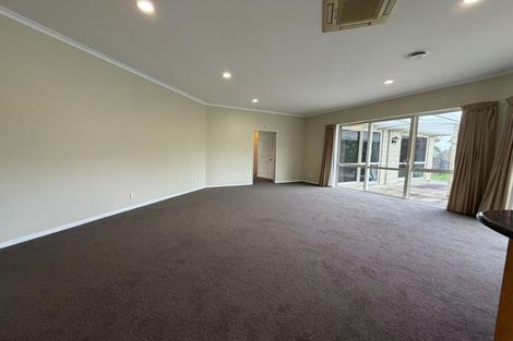 Photo of property in 1242 Great South Road, Runciman, Drury, 2578