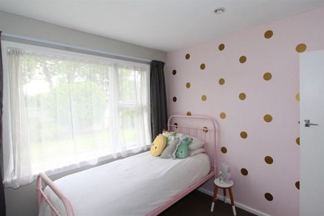 Photo of property in 42 Emlyn Place, Avondale, Christchurch, 8061