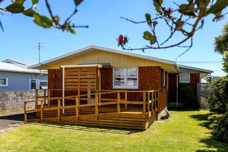 Photo of property in 10a Vogel Street, Fitzroy, New Plymouth, 4312