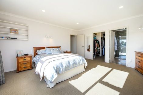 Photo of property in 14 Churchill Avenue, Hokowhitu, Palmerston North, 4410