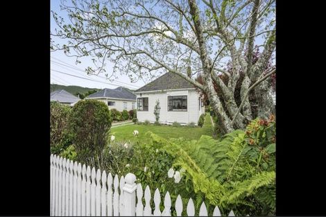 Photo of property in 9 Poole Crescent, Wainuiomata, Lower Hutt, 5014