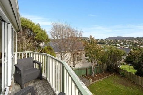 Photo of property in 107 Northland Road, Northland, Wellington, 6012