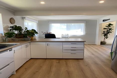 Photo of property in 12a Sharda Grove, Paraparaumu Beach, Paraparaumu, 5032