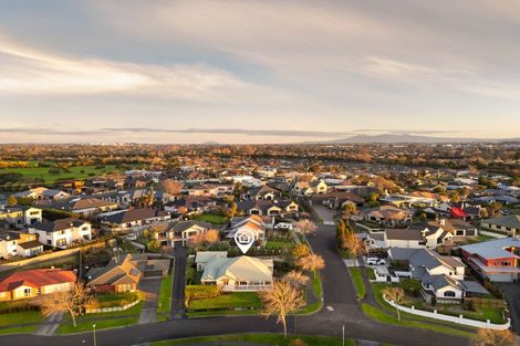 Photo of property in 1 Windermere Rise, Rototuna, Hamilton, 3210