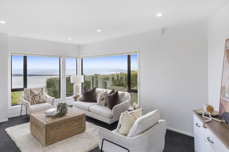 Photo of property in 2/11 Belleview Terrace, Mount Pleasant, Christchurch, 8081