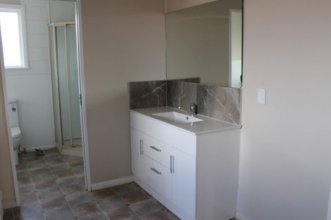 Photo of property in 51 Halver Road, Hillpark, Auckland, 2102