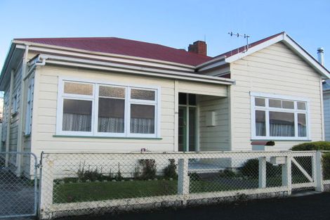 Photo of property in 232 Grey Street, Palmerston North, 4414
