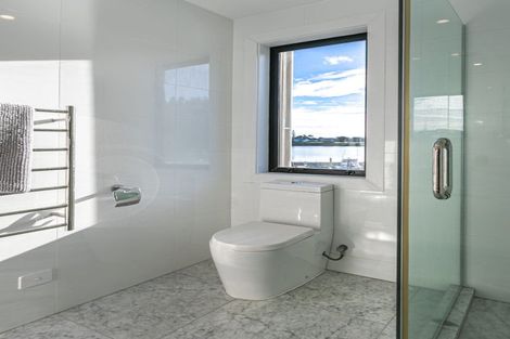 Photo of property in 11/6 The Marina, Tairua, 3508