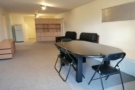 Photo of property in 8 Cricklade Terrace, Windsor Park, Auckland, 0632