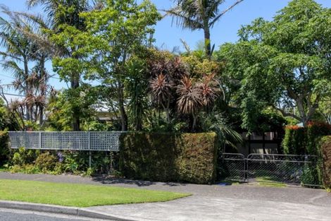 Photo of property in 65 Paynters Avenue, Strandon, New Plymouth, 4312