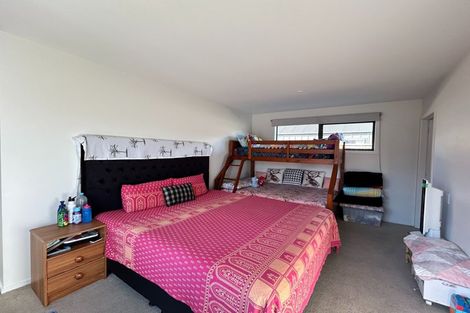 Photo of property in 73 Jack Hanley Drive, Jacks Point, Queenstown, 9371