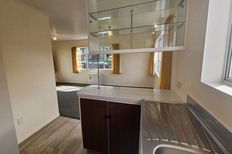 Photo of property in 4/147 Lemon Street, Strandon, New Plymouth, 4312