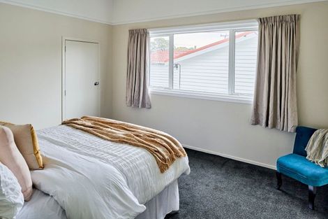 Photo of property in 2 Tarawera Road, Johnsonville, Wellington, 6037