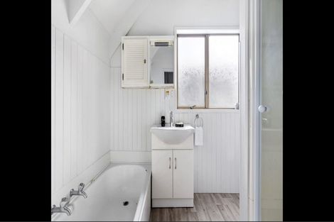 Photo of property in 29 Rishworth Avenue, Stanmore Bay, Whangaparaoa, 0932