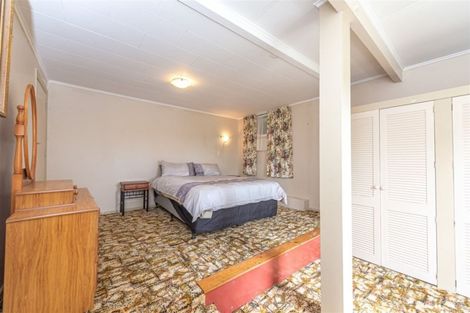 Photo of property in 27 Mount View Road, Bastia Hill, Whanganui, 4500