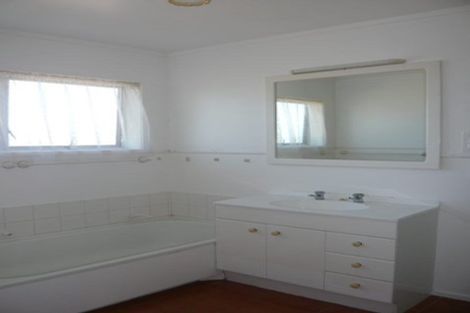 Photo of property in 1 Kenilworth Place, Dinsdale, Hamilton, 3204