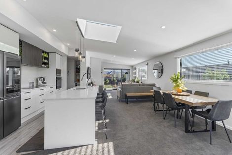 Photo of property in 1 Fraer Street, Cromwell, 9310