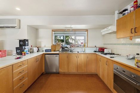 Photo of property in 105 Waimairi Road, Ilam, Christchurch, 8041