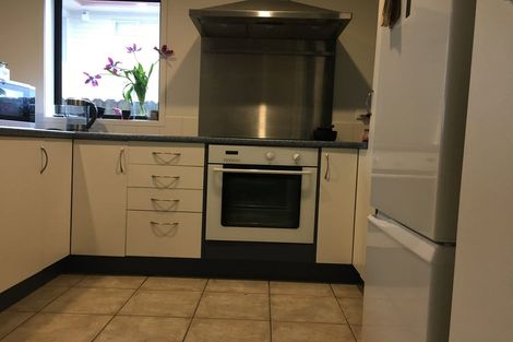 Photo of property in 7 Richard Hill Close, Fairview Heights, Auckland, 0632