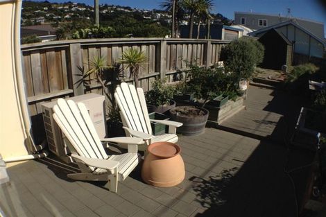 Photo of property in 72 Lyall Parade, Lyall Bay, Wellington, 6022