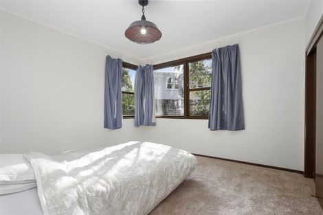 Photo of property in 9 James Scott Place, Te Atatu South, Auckland, 0602