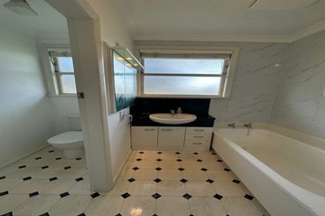 Photo of property in 77 Birmingham Street, Takaro, Palmerston North, 4412