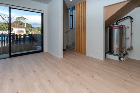 Photo of property in 3/56 Salisbury Road, Birkdale, Auckland, 0626