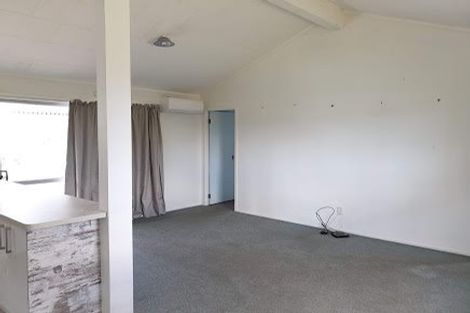 Photo of property in 6/35 Springs Road, Parakai, 0830