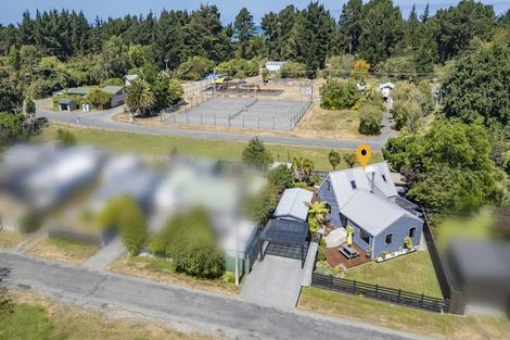 Photo of property in 5 Penfold Square, Leithfield, 7481