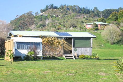 Photo of property in 52 Charles Green Drive, Cooks Beach, Whitianga, 3591