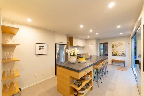 Photo of property in 98 Jickell Street, Hokowhitu, Palmerston North, 4410