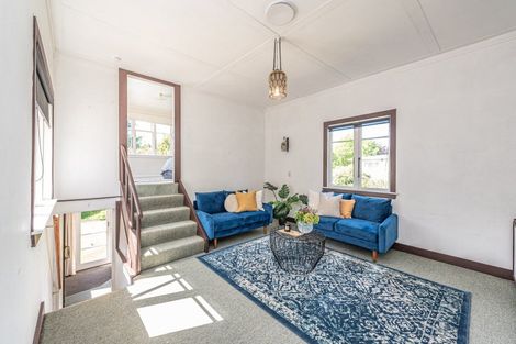 Photo of property in 2 Acton Place, Saint Johns Hill, Whanganui, 4500