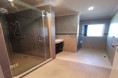 Photo of property in 19 Hornbill Drive, Fairview Heights, Auckland, 0632