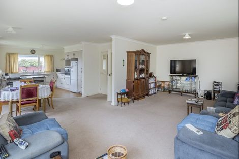 Photo of property in 71 Rugby Street, Levin, 5510