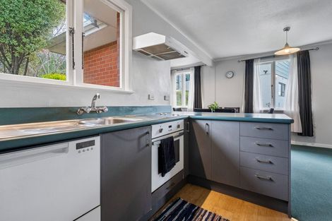 Photo of property in 102 Easther Crescent, Kew, Dunedin, 9012