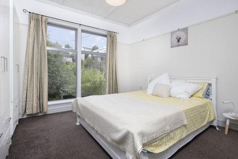 Photo of property in 10 Aitken Place, Mornington, Dunedin, 9011