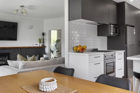 Photo of property in 14 Rosendale Avenue, Spotswood, New Plymouth, 4310