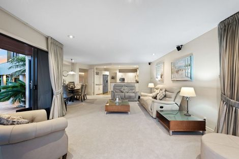 Photo of property in 37 Clyside Avenue, Half Moon Bay, Auckland, 2012