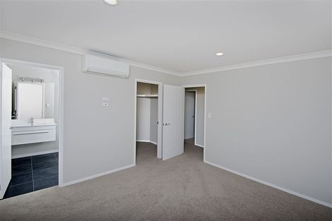 Photo of property in 608b Papamoa Beach Road, Papamoa Beach, Papamoa, 3118