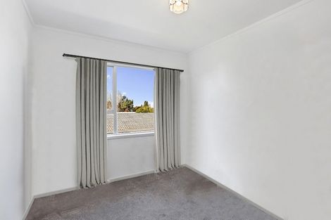 Photo of property in 2/50 Te Kanawa Crescent, Henderson, Auckland, 0610