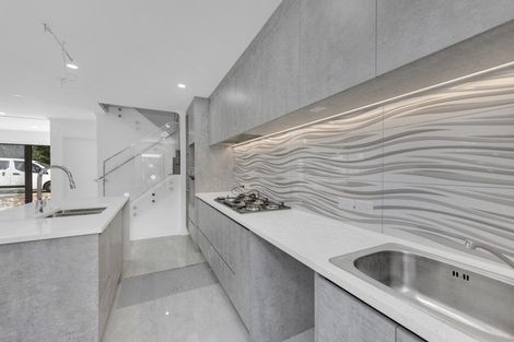 Photo of property in 186d Pakuranga Road, Pakuranga, Auckland, 2010