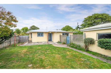 Photo of property in 30 Greenwood Close, Mairehau, Christchurch, 8013
