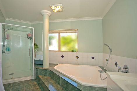 Photo of property in 18 Hadleigh Place, Bethlehem, Tauranga, 3110