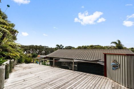 Photo of property in 143 Oakura Road, Oakura, Hikurangi, 0184