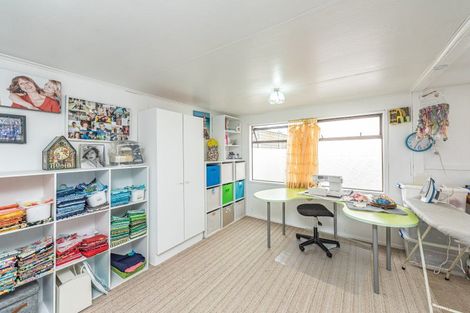 Photo of property in 2 Hodge Place, Aramoho, Whanganui, 4500