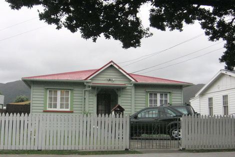Photo of property in 112 Randwick Road, Moera, Lower Hutt, 5010