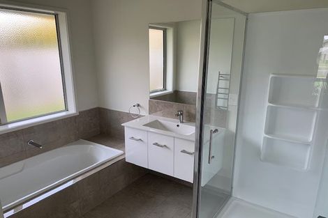 Photo of property in 1 Tiaki Way, Cambridge, 3434