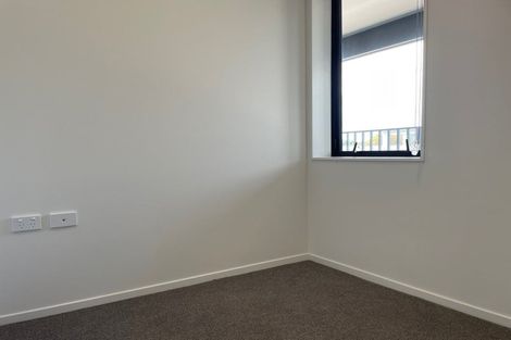 Photo of property in 205/28c Eileen Newey Place, Henderson, Auckland, 0612