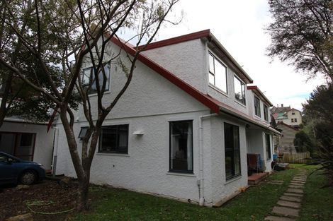 Photo of property in 140 Harbour Terrace, North Dunedin, Dunedin, 9016