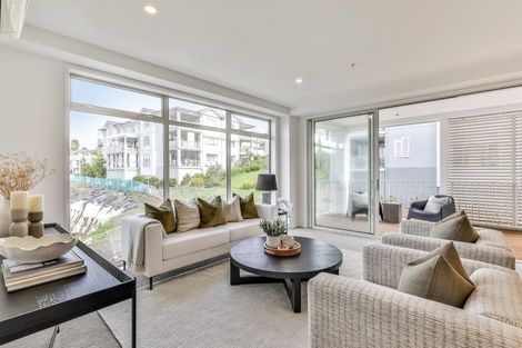 Photo of property in 125 Hibiscus Drive, Orewa, 0931